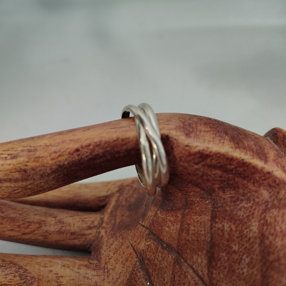 💍Vintage Interlocking 925 Sterling Silver Bands 5.7g. Size 9 - Picture 2 of 5